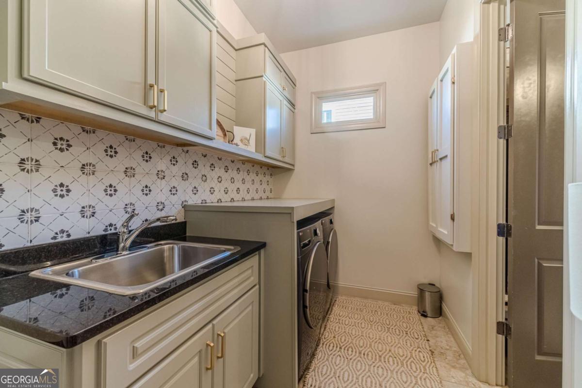 411 Tralee Court Property Photo 35