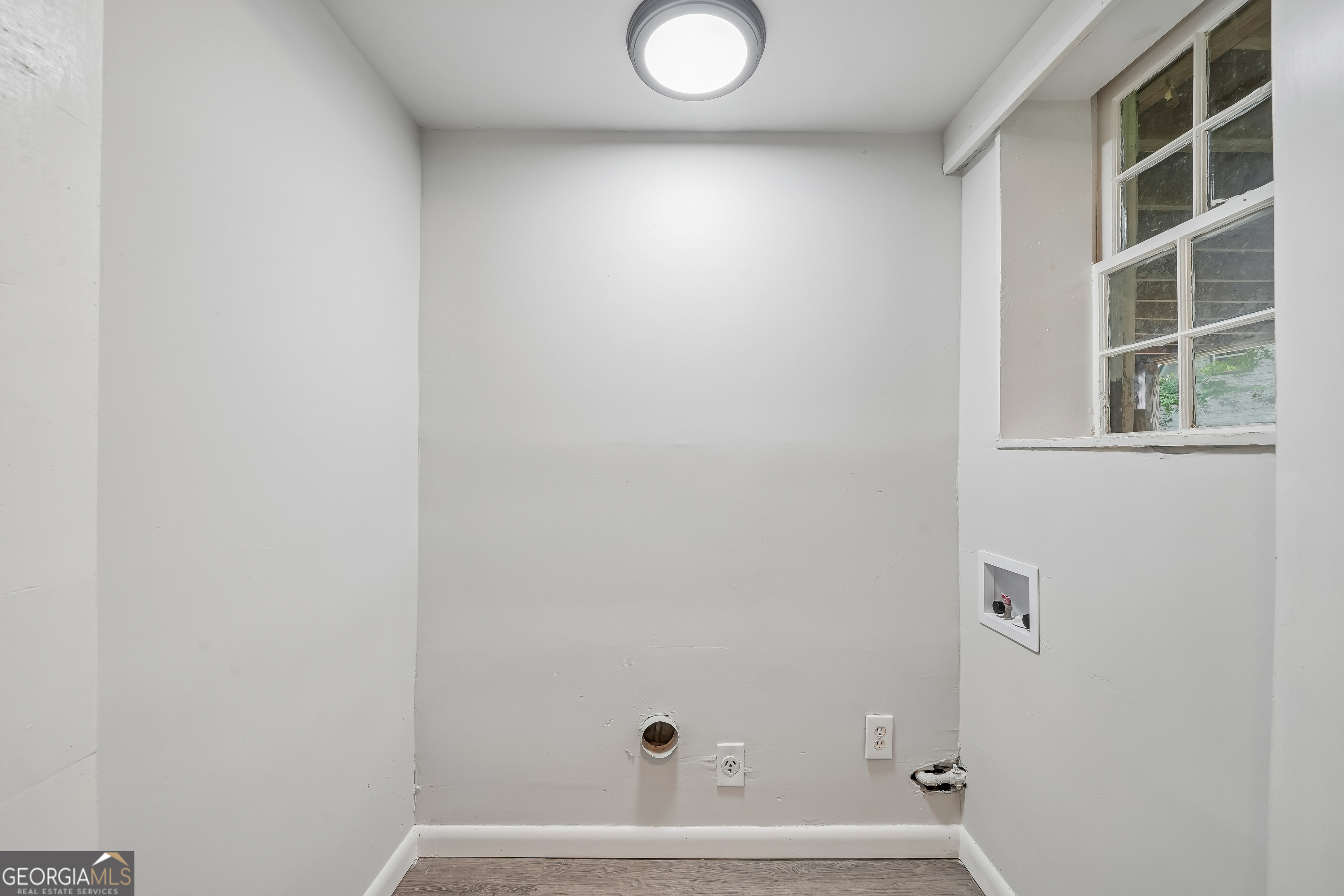 6771 Kull Drive Property Photo 15