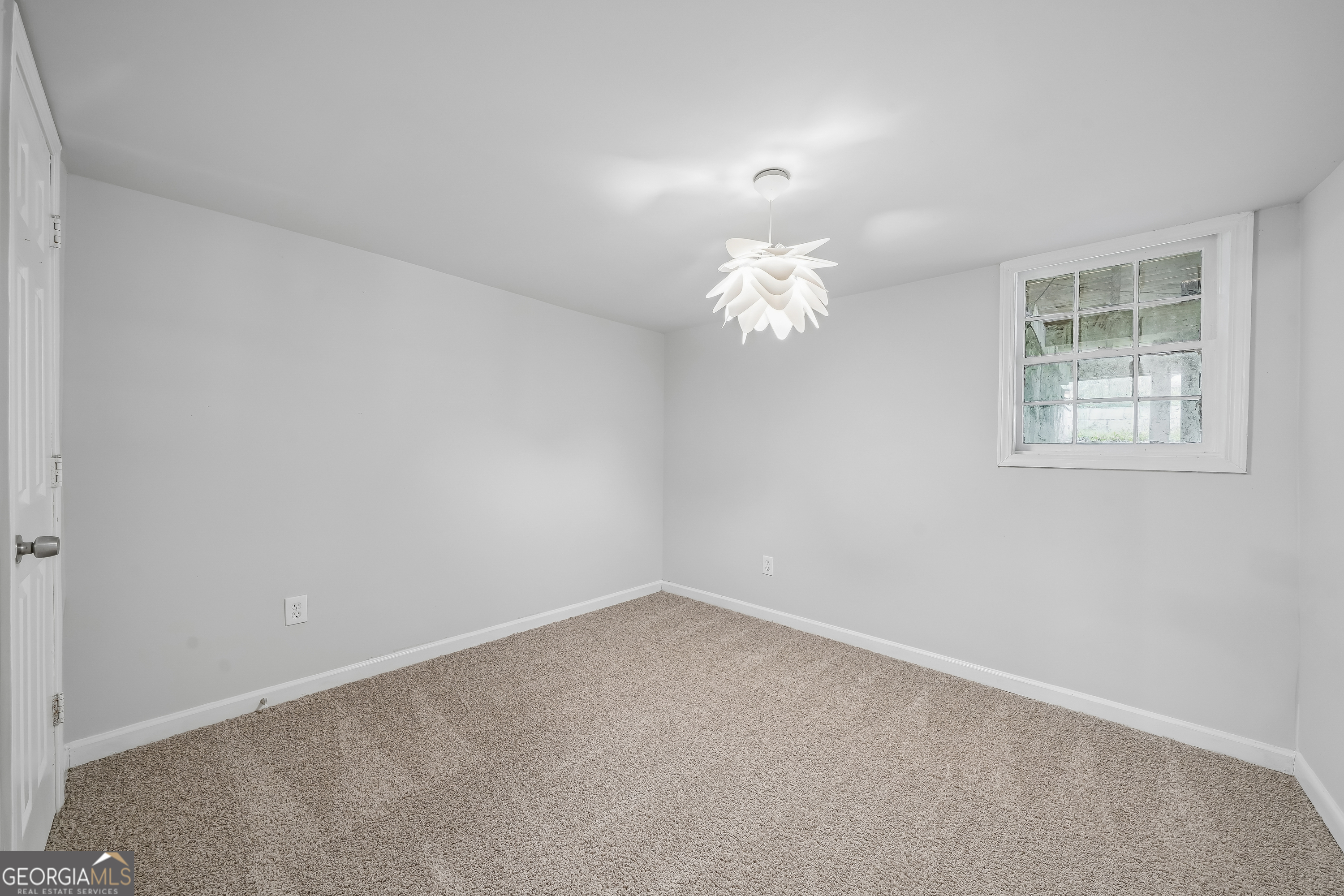 6771 Kull Drive Property Photo 17