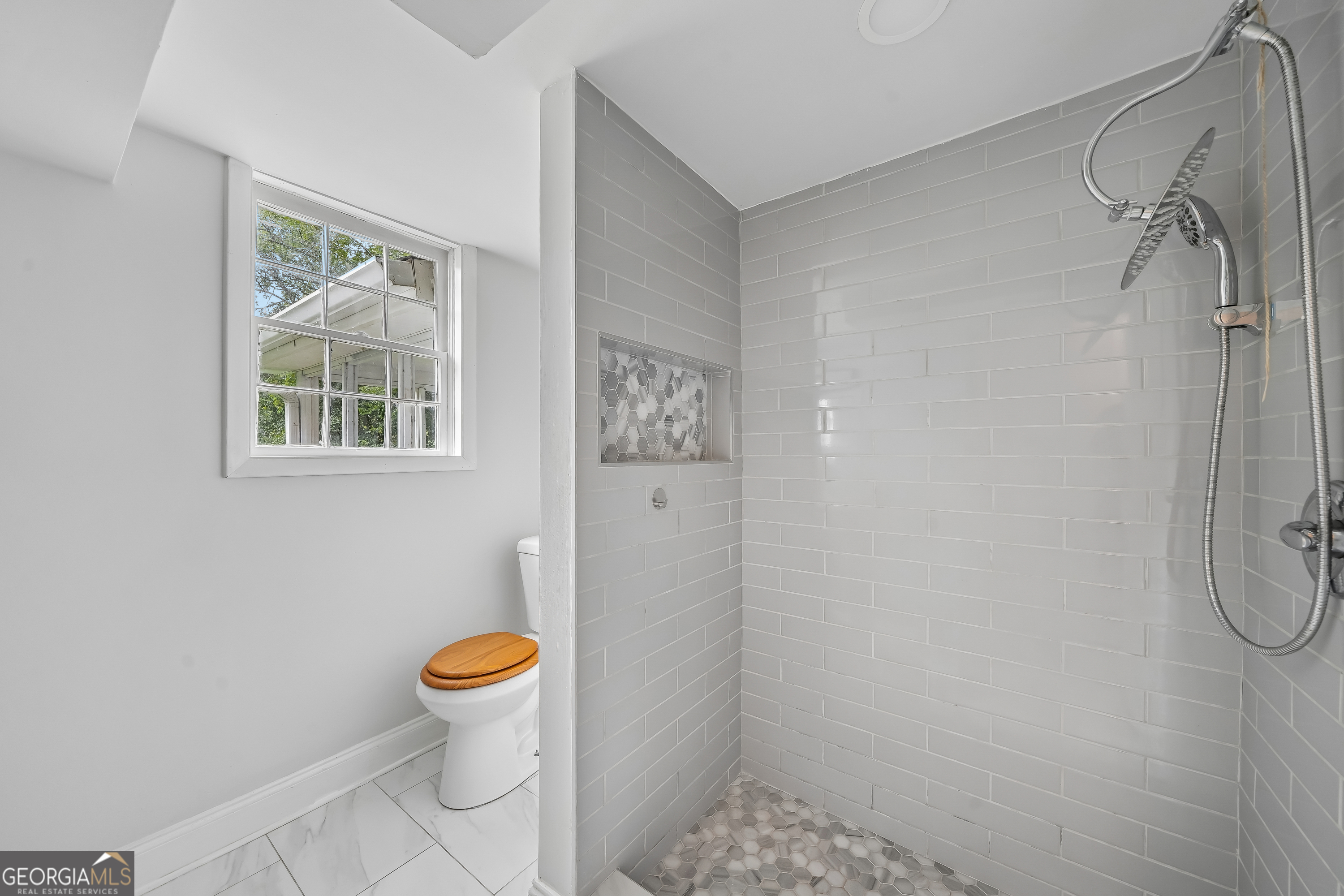 6771 Kull Drive Property Photo 18