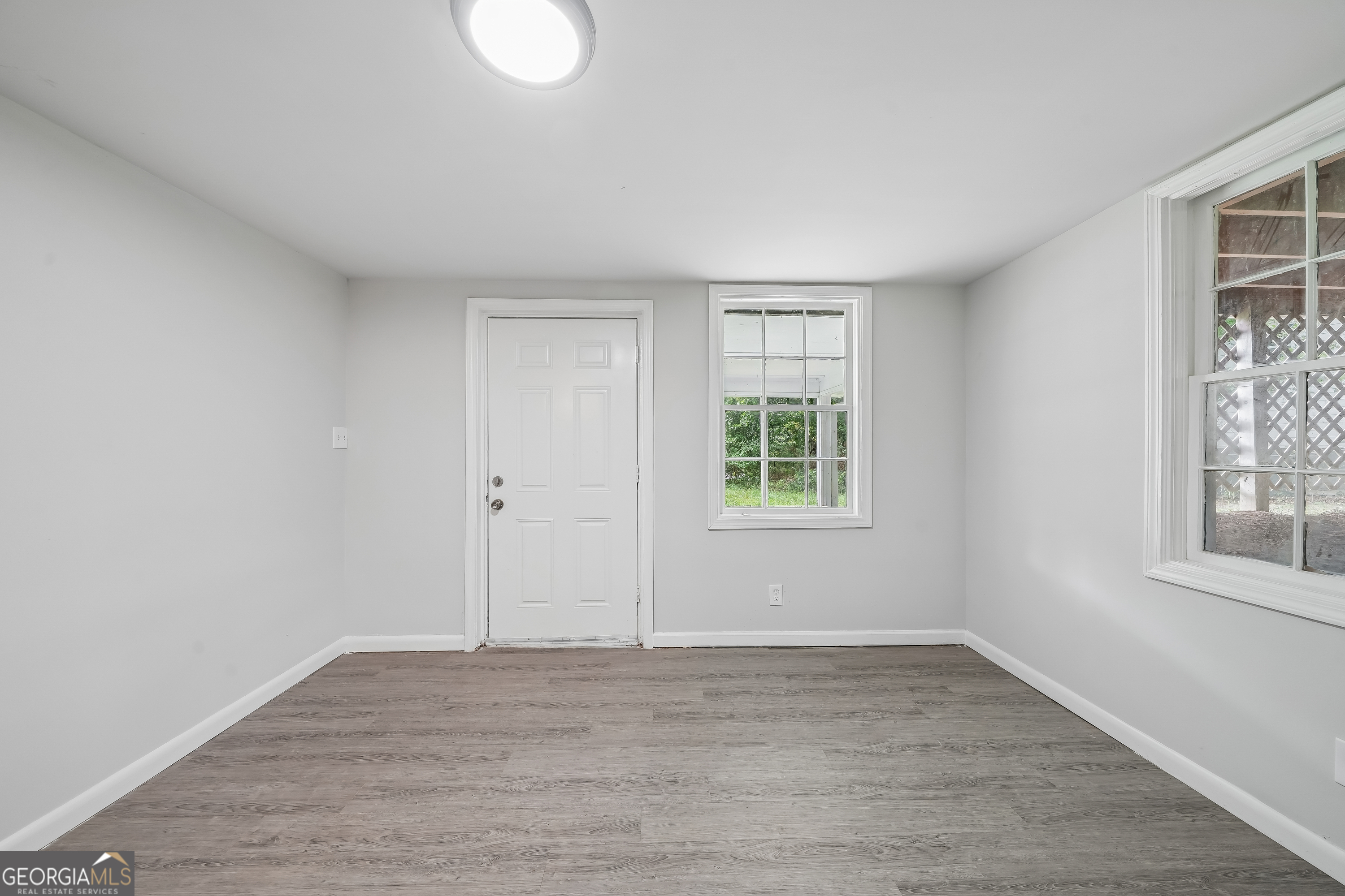 6771 Kull Drive Property Photo 27