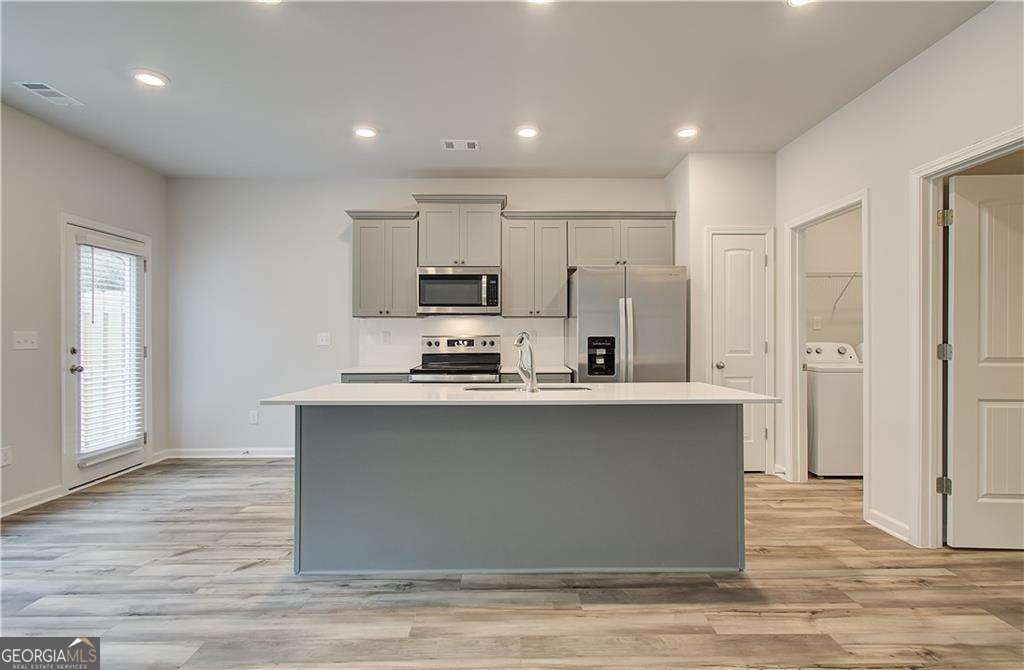 616 Treasure Drive Property Photo 9