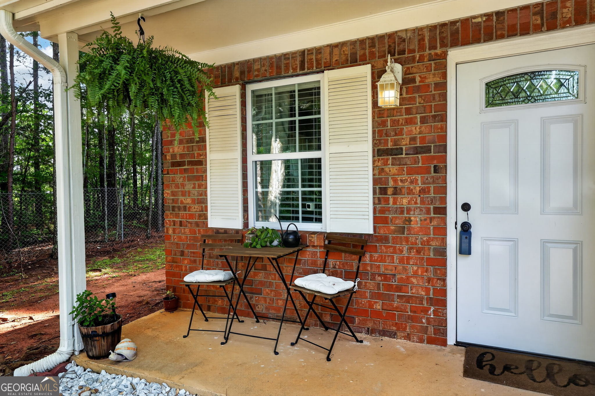 6823 Lakewood Terrace Property Photo 1