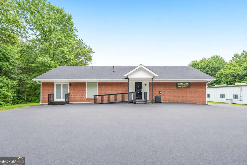 3289 Powder Springs Road Property Photo 4