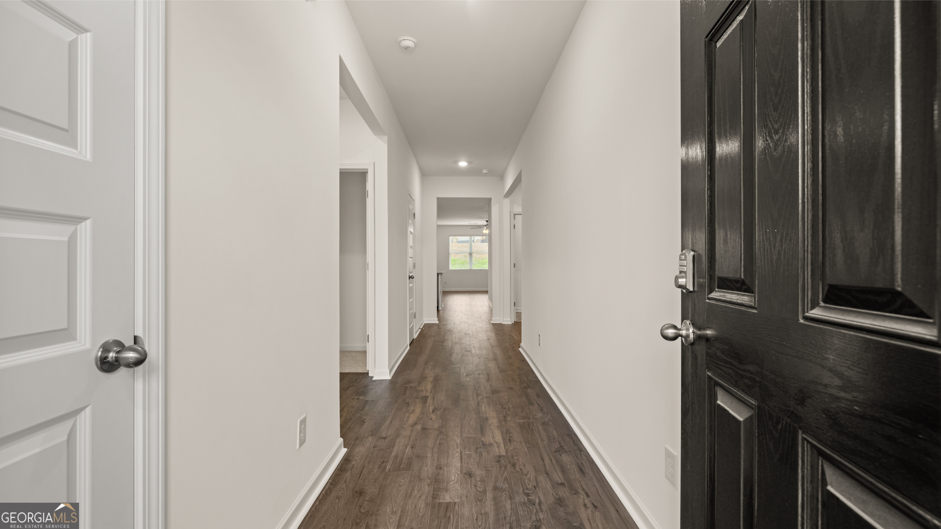 570 Great Salt Lane Property Photo 2