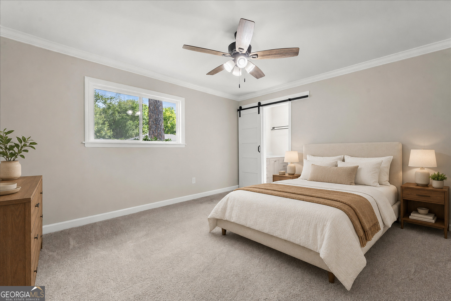 1894 Neptune Drive Property Photo 8