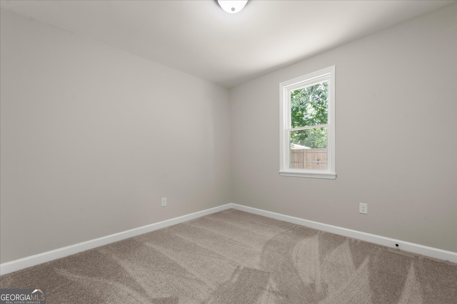 1894 Neptune Drive Property Photo 16