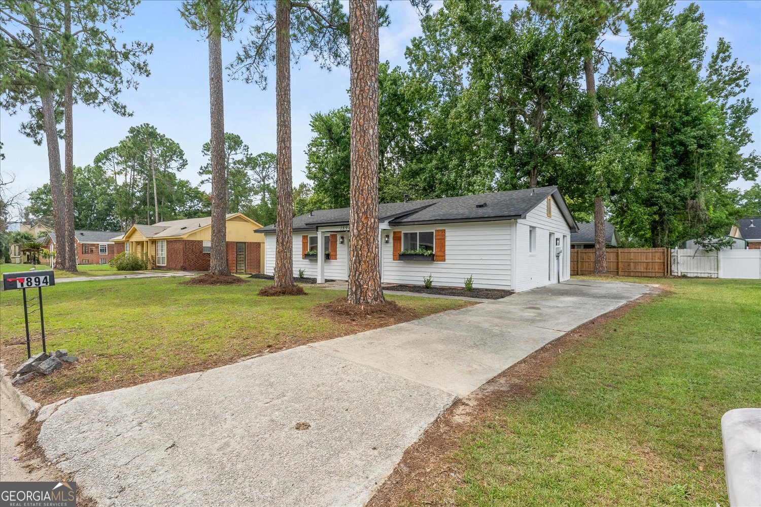 1894 Neptune Drive Property Photo 22