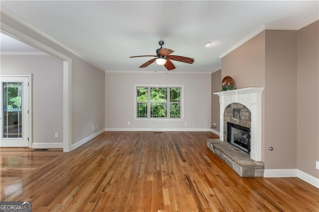 1158 Bailey Road Property Photo 5