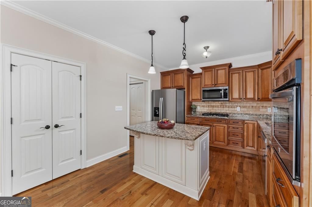 1158 Bailey Road Property Photo 18