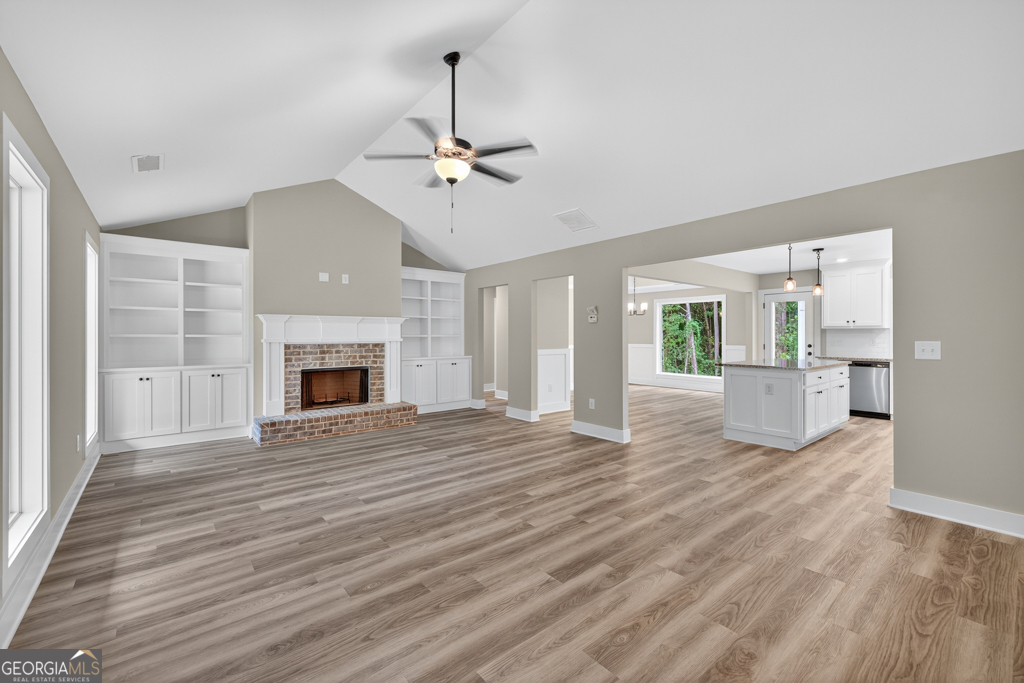 468 Roper Road Property Photo 3