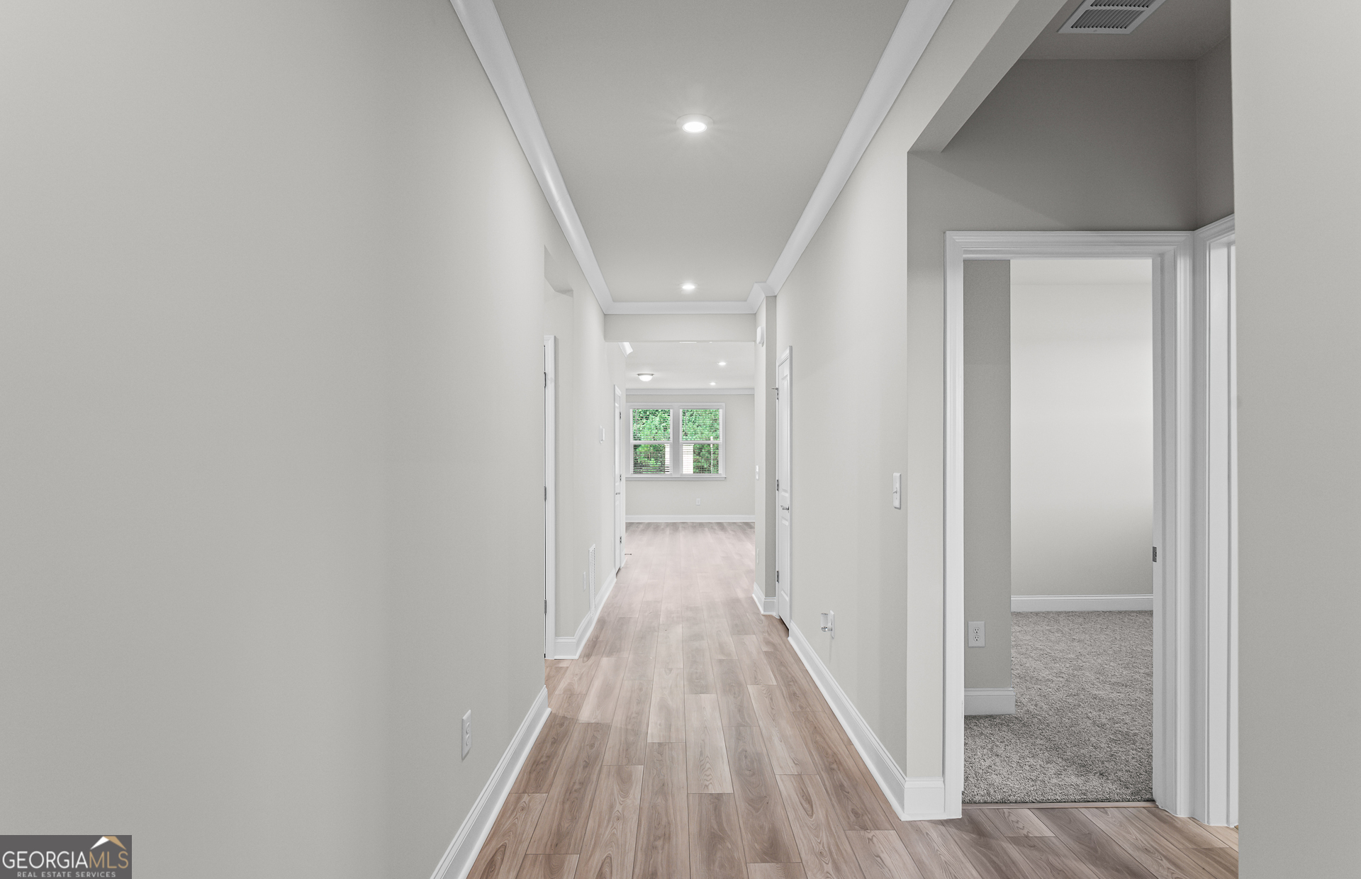 280 Nesta Grove Drive Property Photo 3