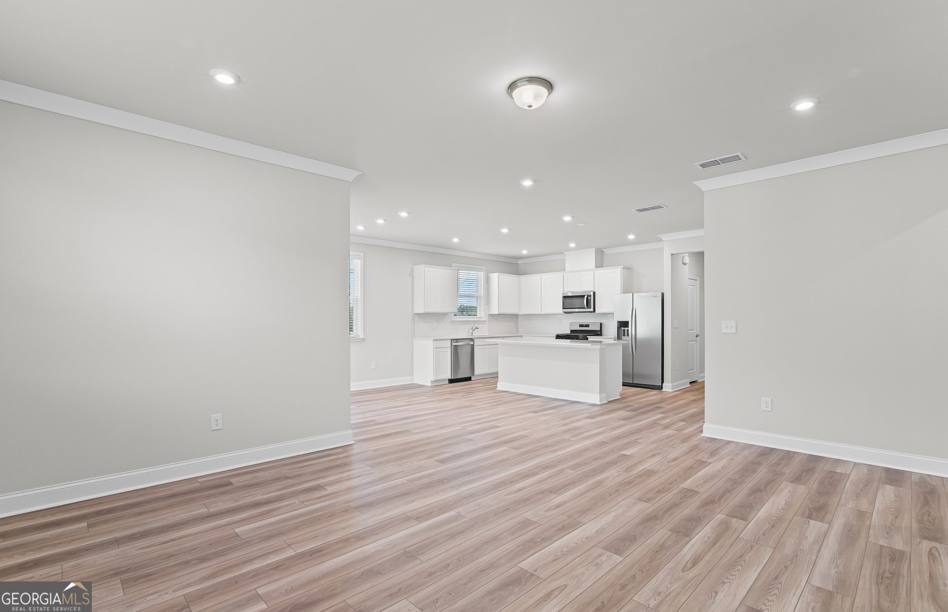 280 Nesta Grove Drive Property Photo 8