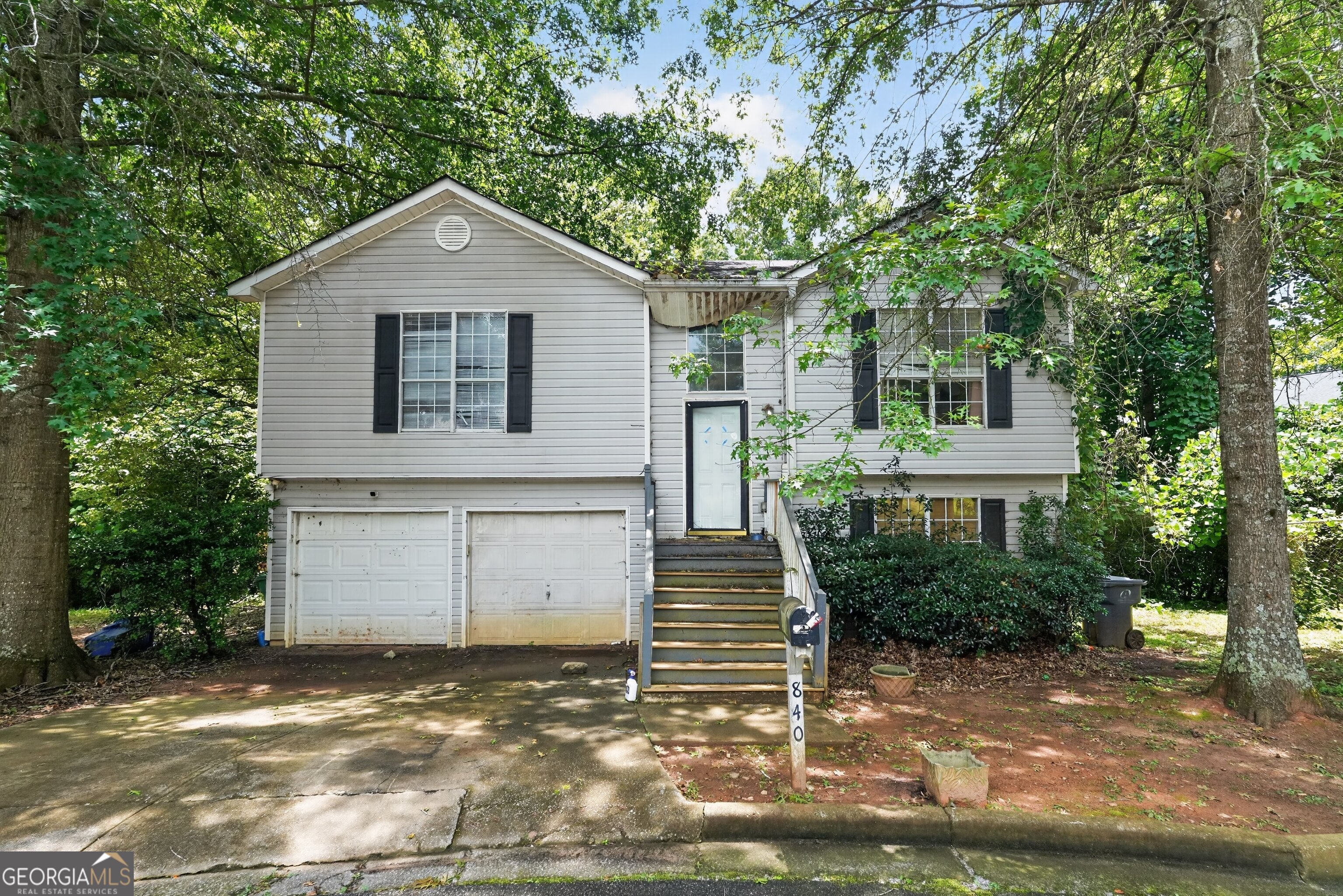 840 Tradd Court Property Photo 1