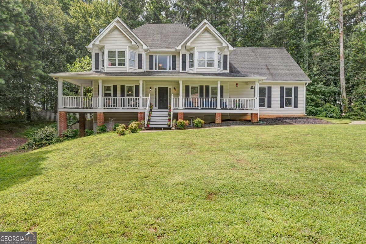 25 Spring Woods Drive Property Photo 1