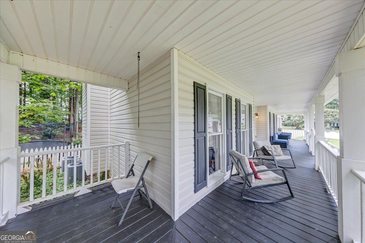 25 Spring Woods Drive Property Photo 7