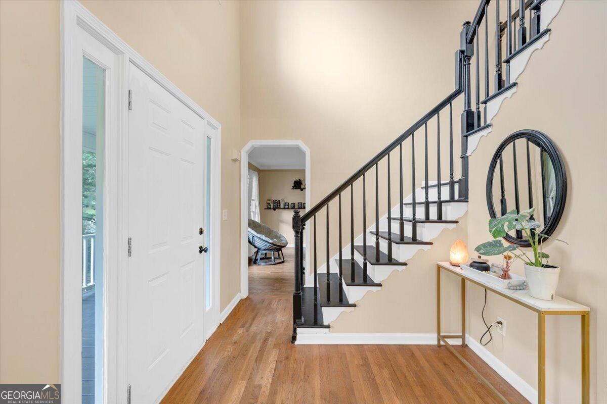 25 Spring Woods Drive Property Photo 8