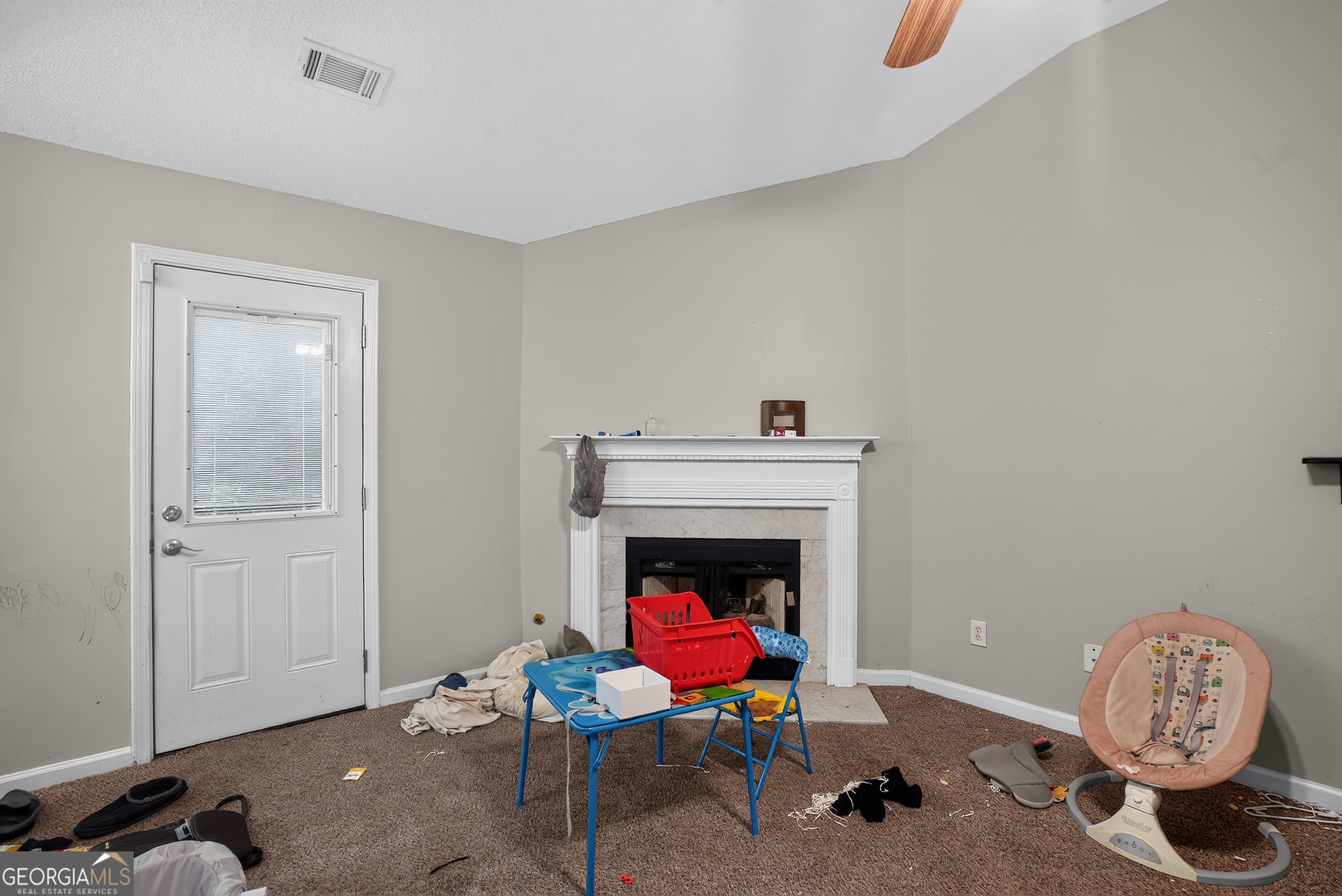 3050 Regal Drive Property Photo 3