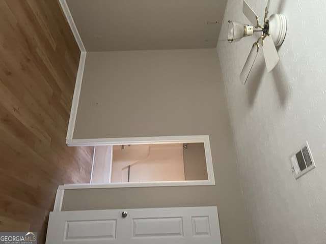 1290 Knoll Court Nw # B Property Photo 8