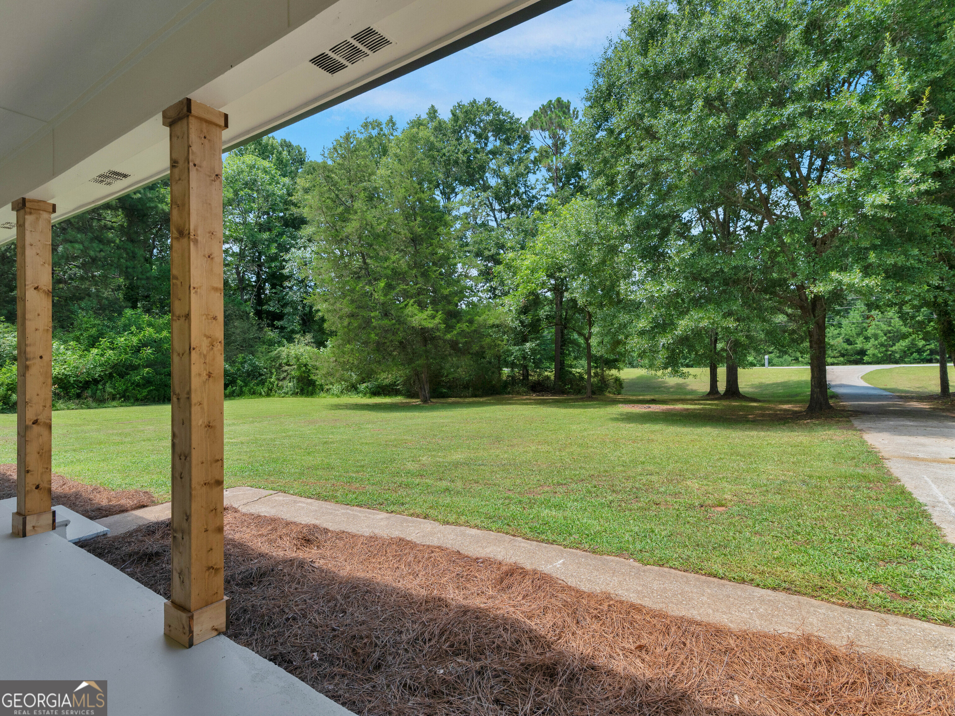 976 Hampton Locust Grove Road Property Photo 4