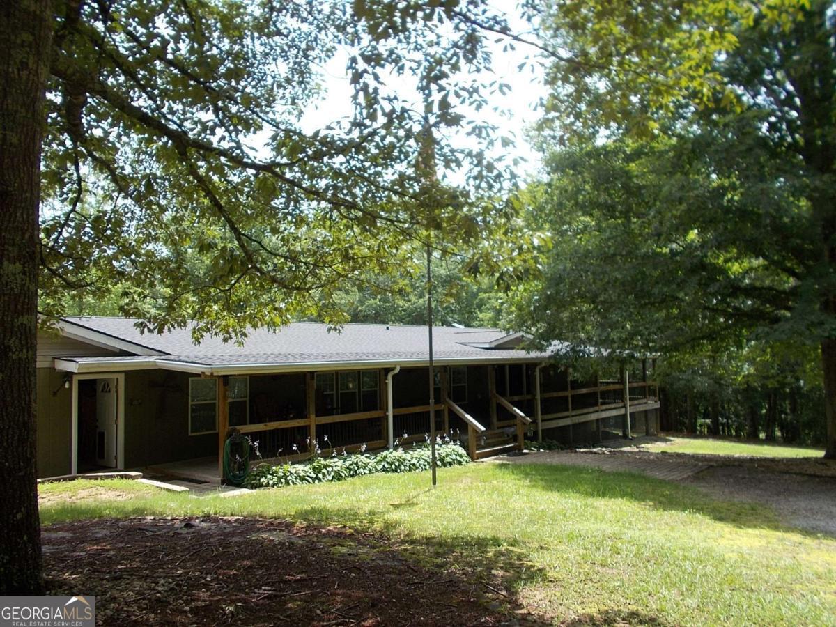 416 Old Jones Road Property Photo 2
