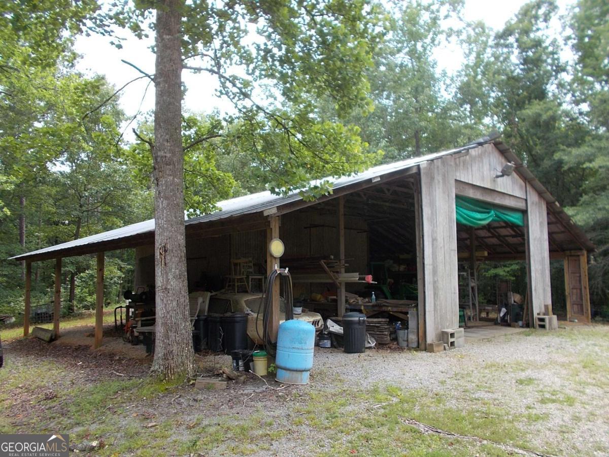 416 Old Jones Road Property Photo 17