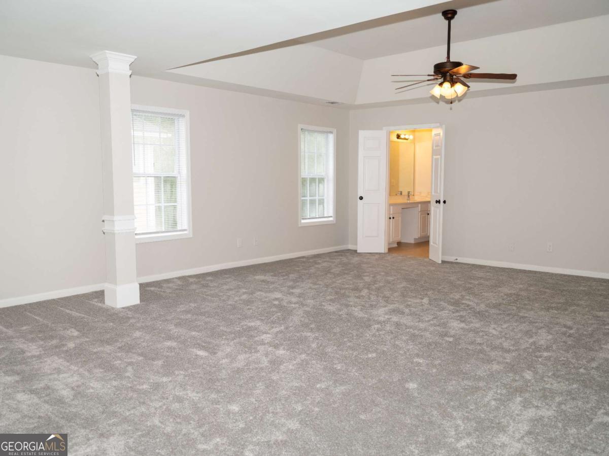 1860 Pinehurst View Drive Property Photo 17
