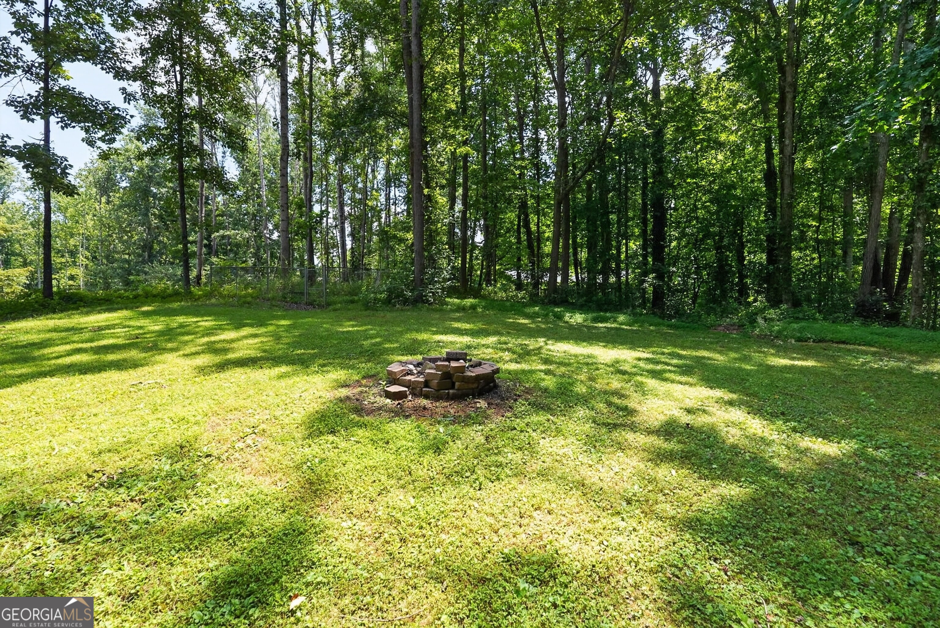 277 Acorn Tree Drive Property Photo 2