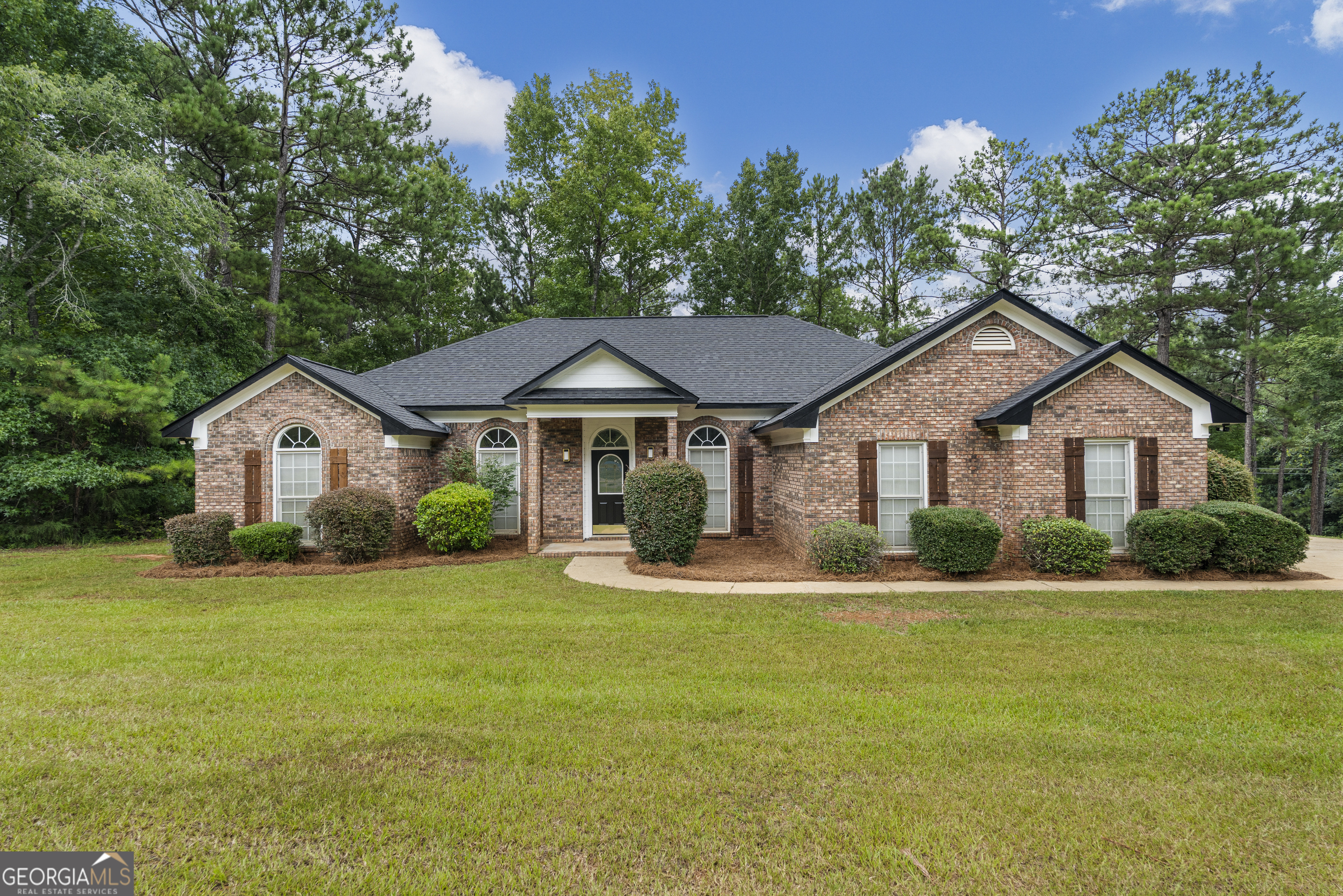 11 Walnut Court Property Photo 1