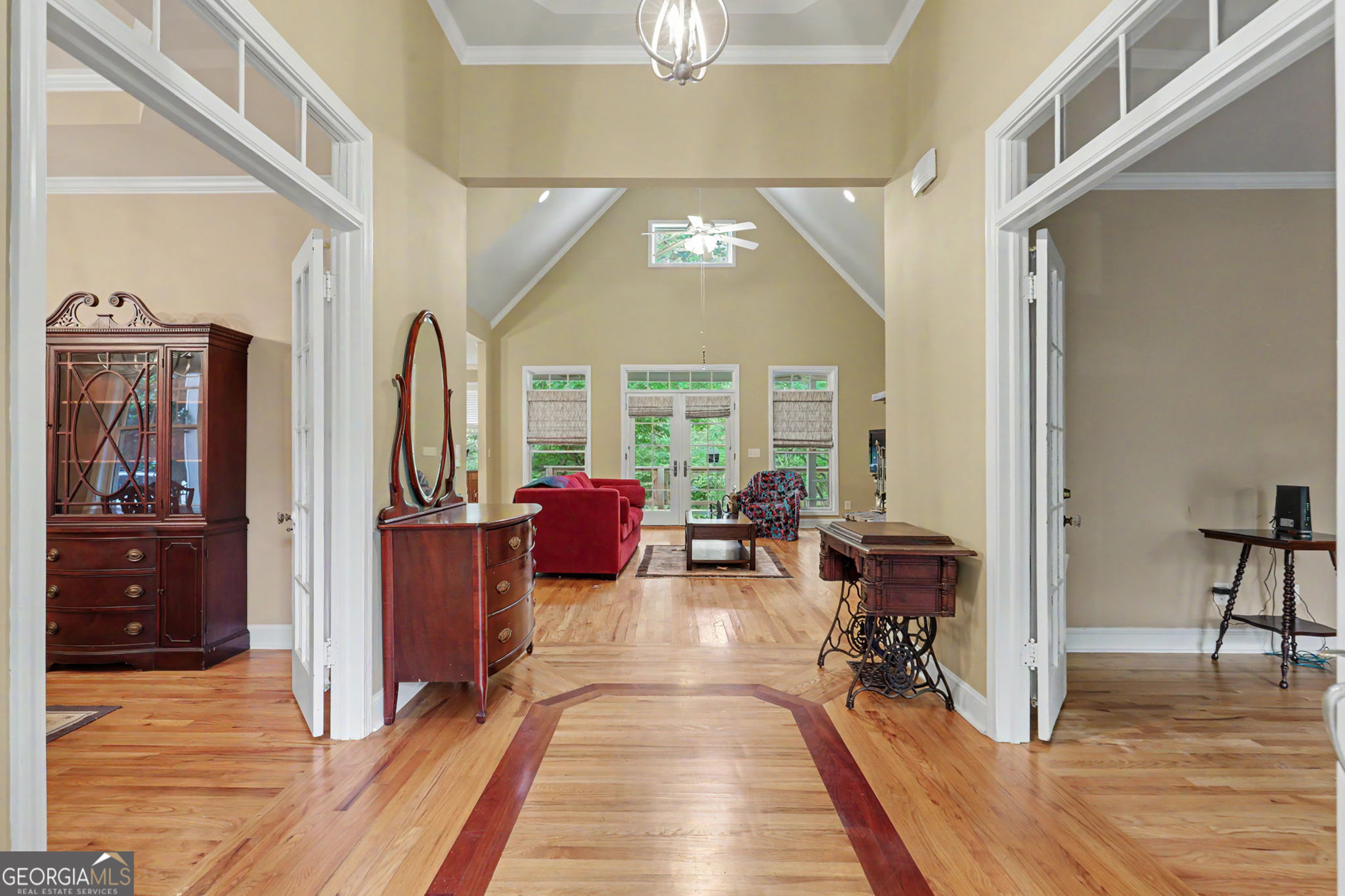 54 Esco Circle Property Photo 5
