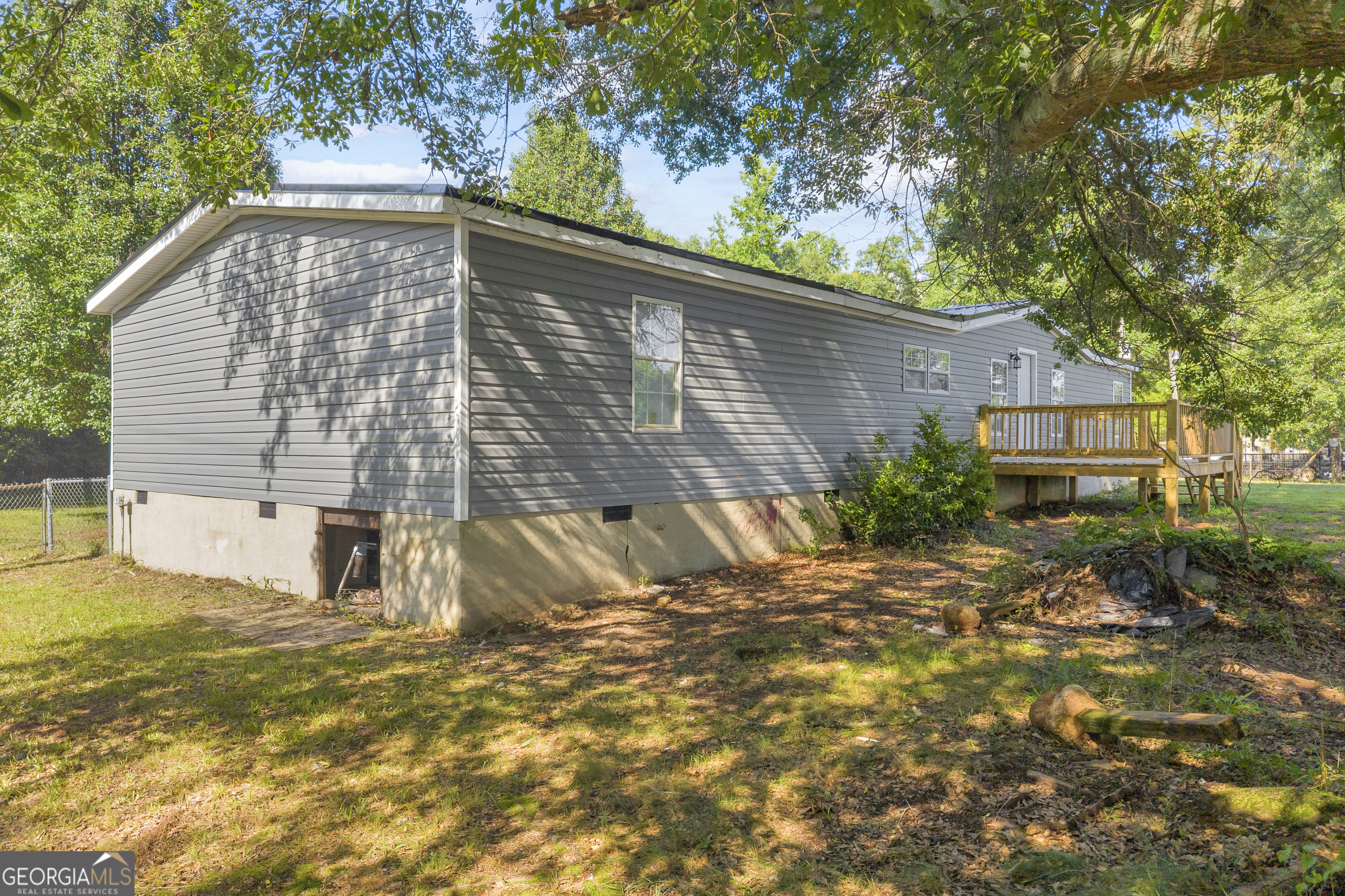 1544 Highway 72 W Property Photo 2
