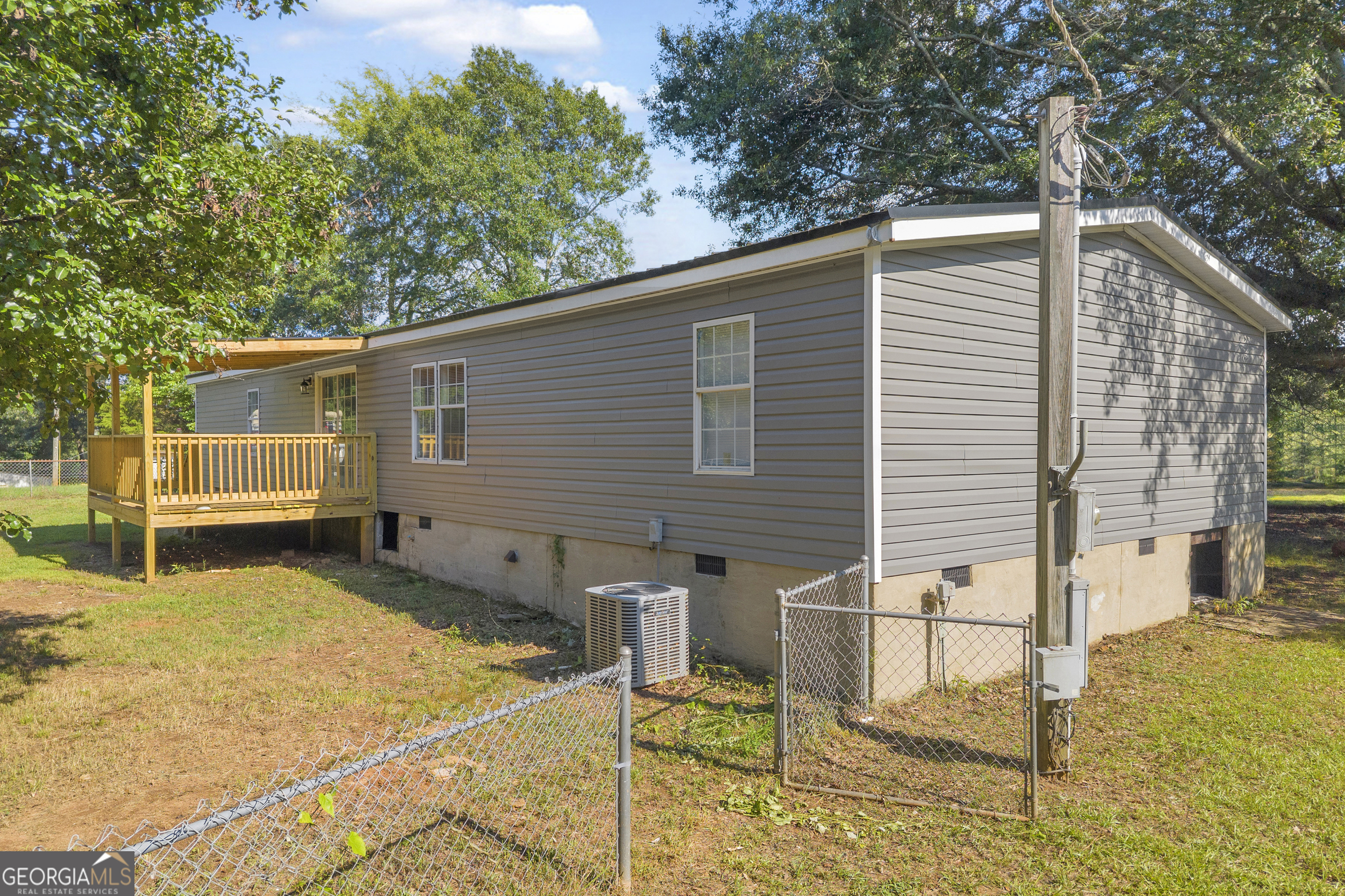 1544 Highway 72 W Property Photo 3