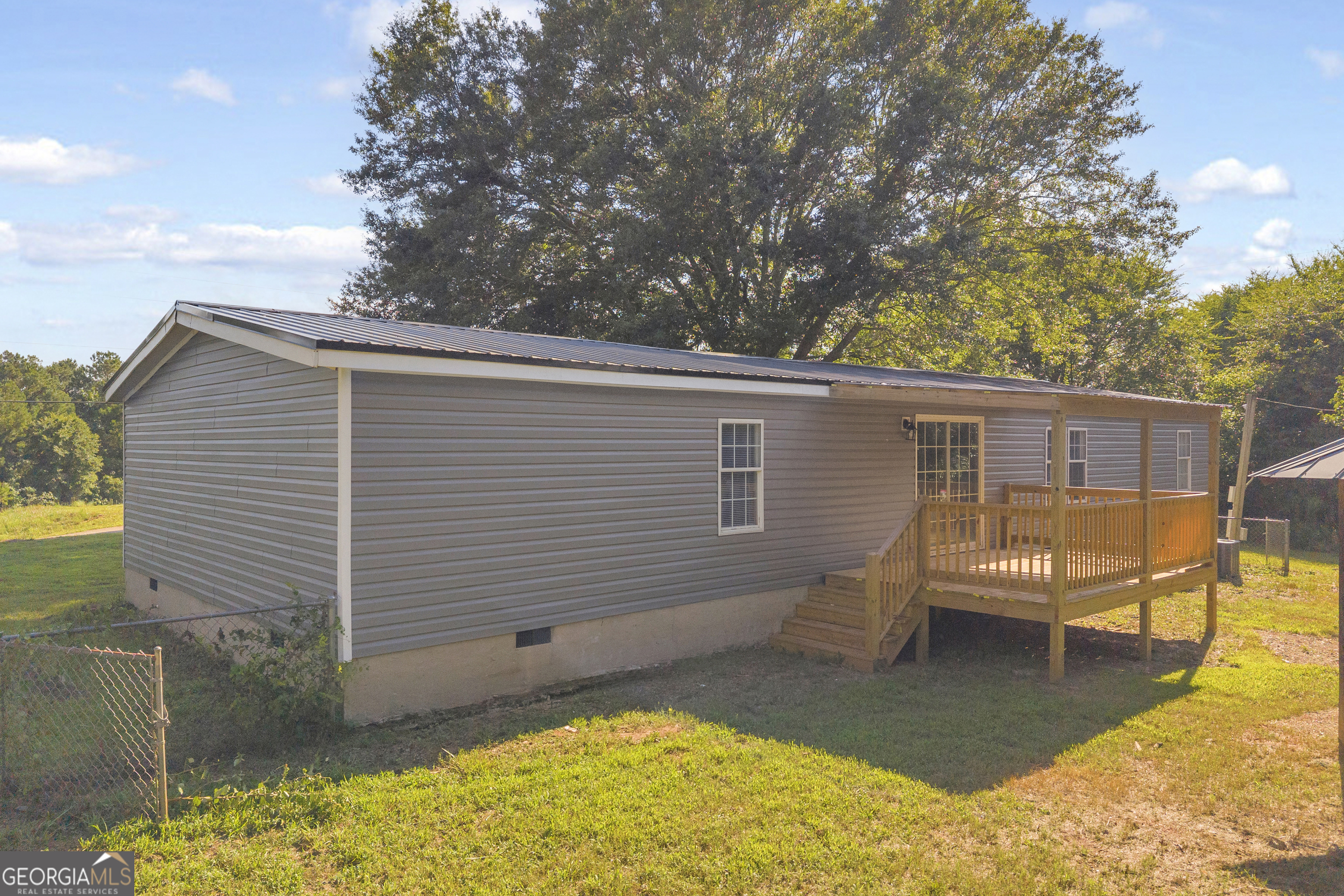 1544 Highway 72 W Property Photo 5