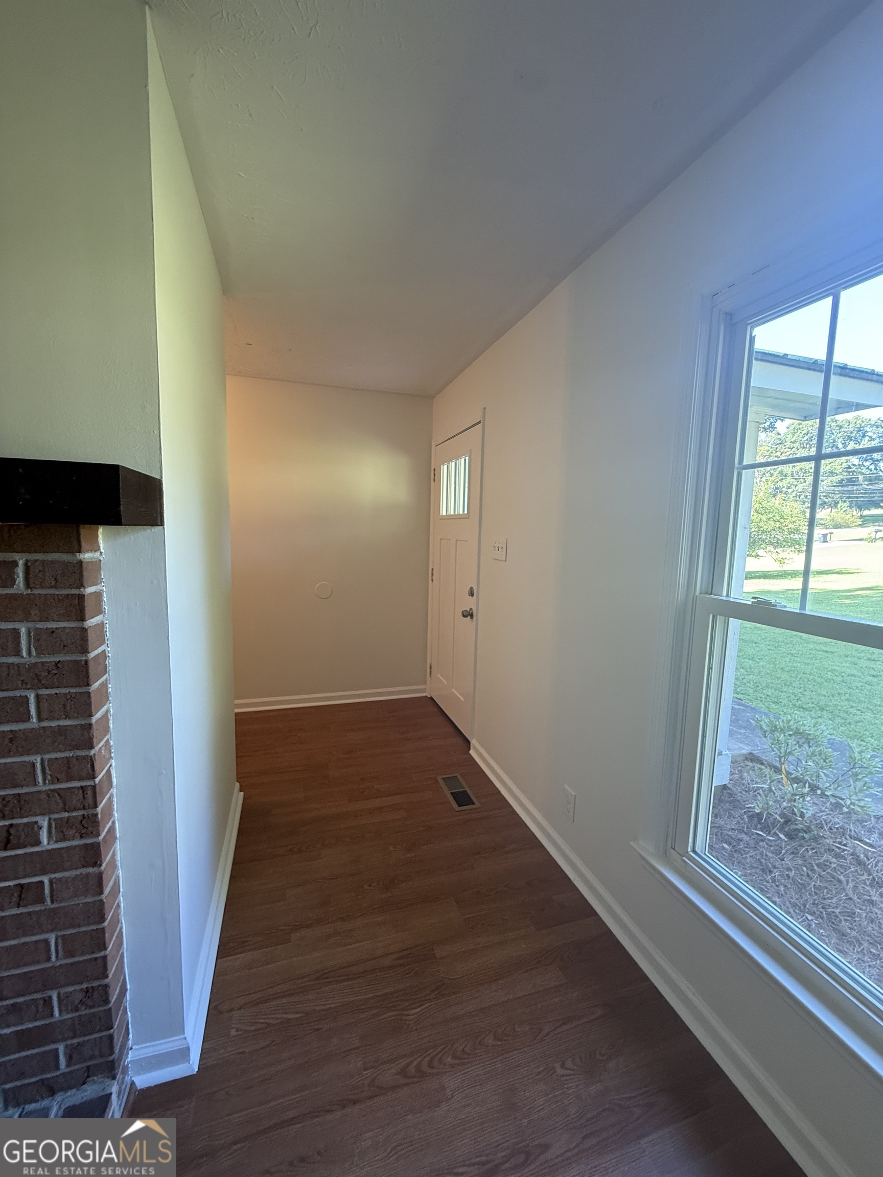 508 Merrill Lane Property Photo 7