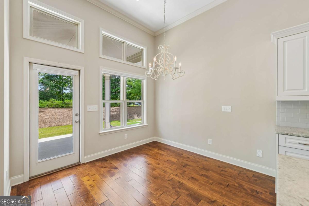 1857 Cambridge Square Property Photo 25