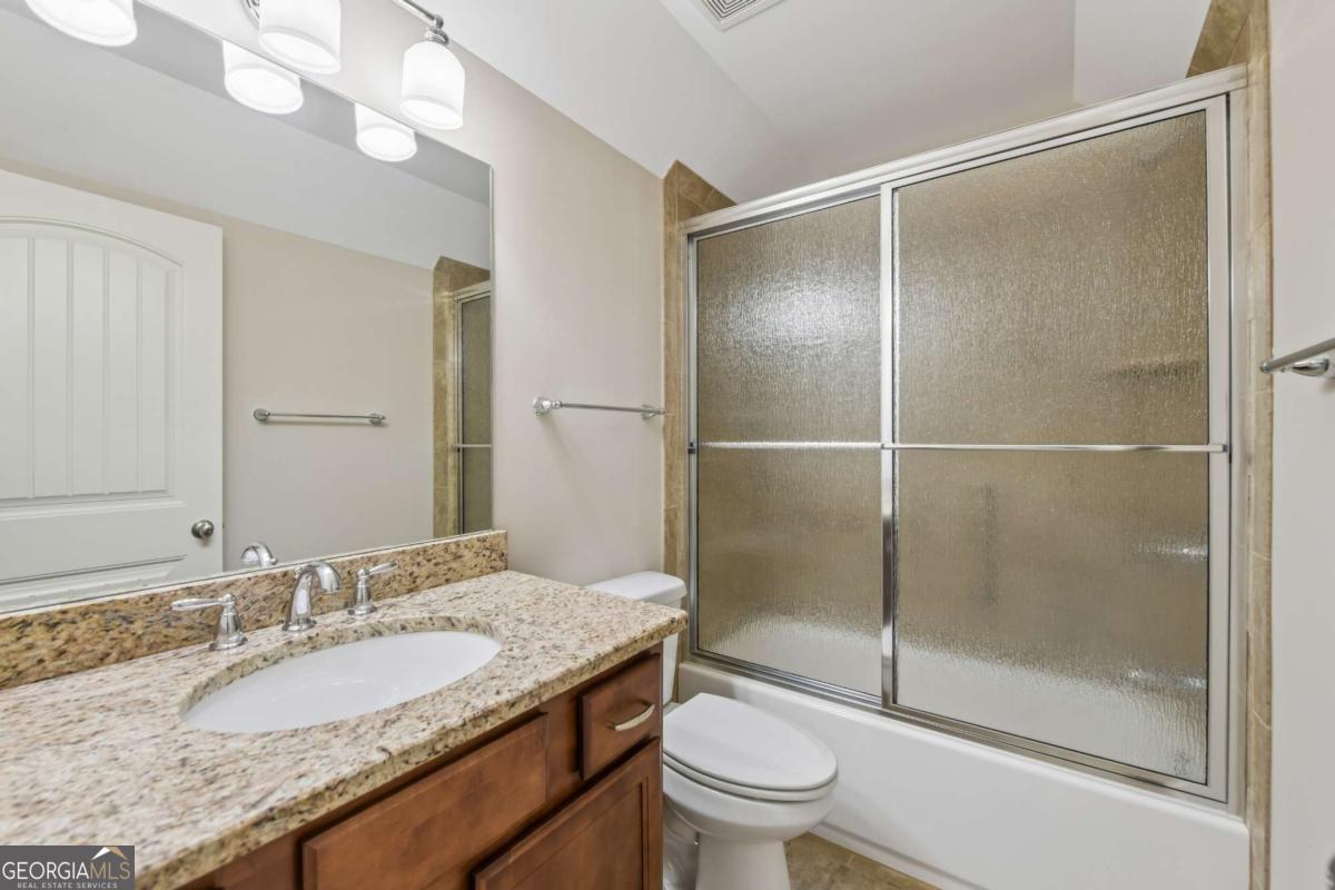 1857 Cambridge Square Property Photo 39