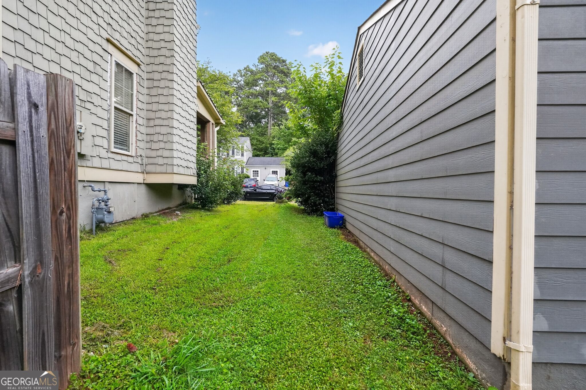 585 Woodcrest Manor Drive Property Photo 10