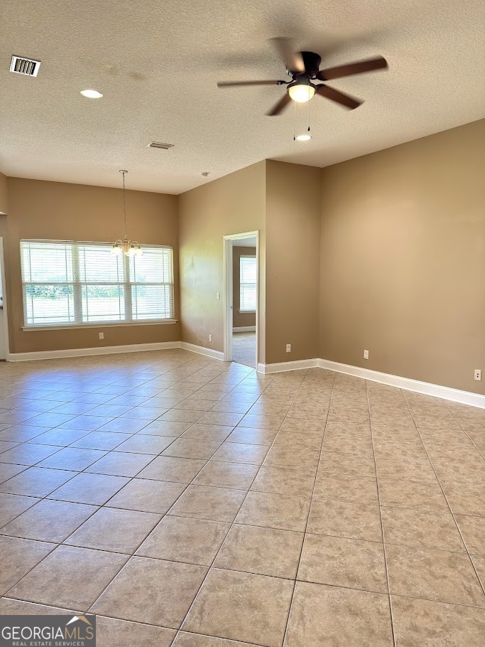 15 Fox Path Property Photo 8