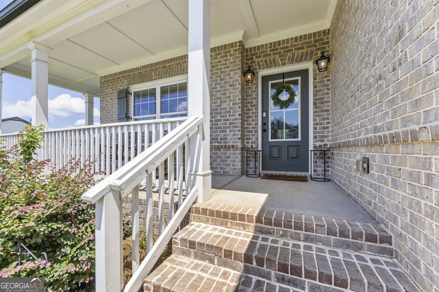 2504 Creekside Crossing Property Photo 4