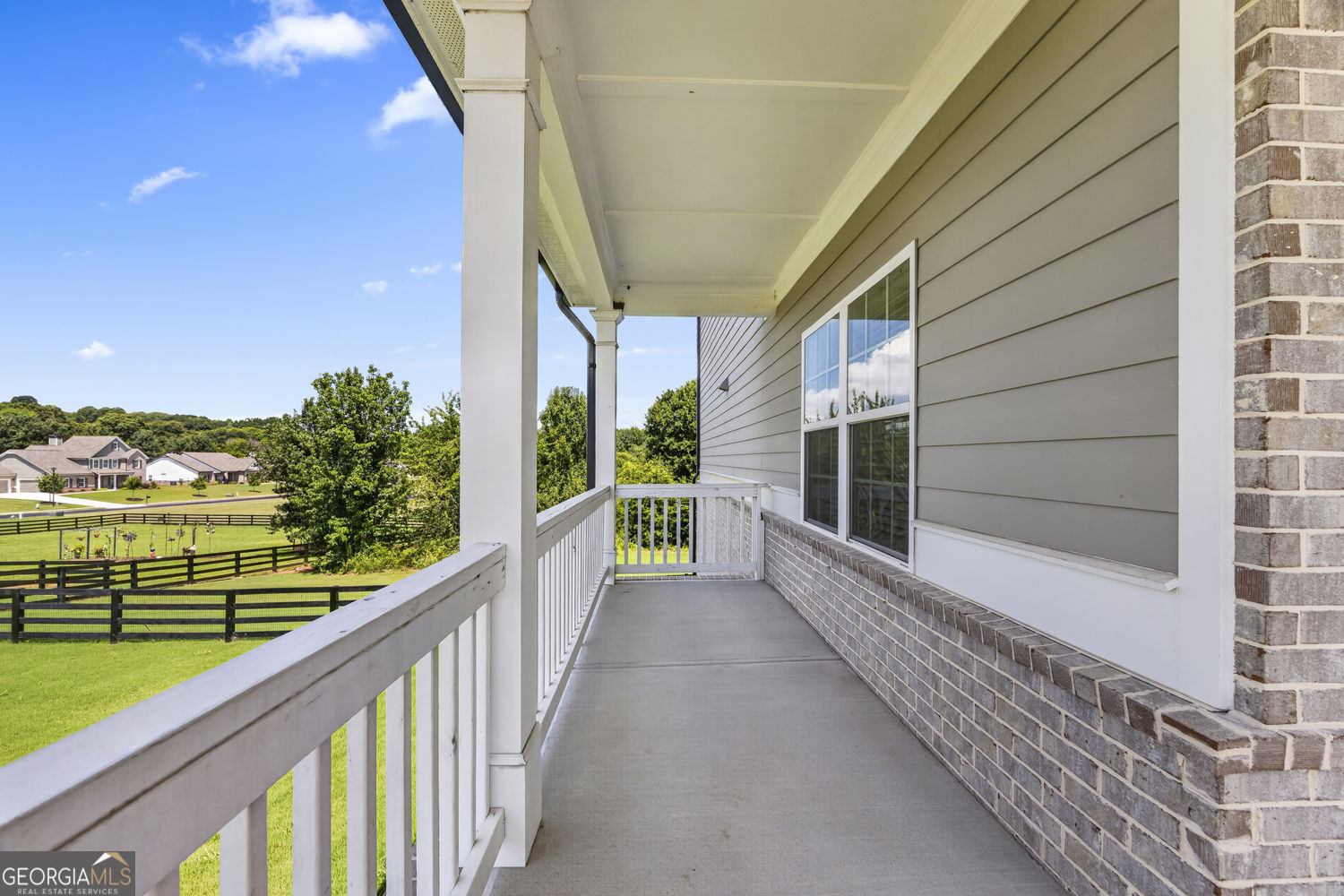 2504 Creekside Crossing Property Photo 8