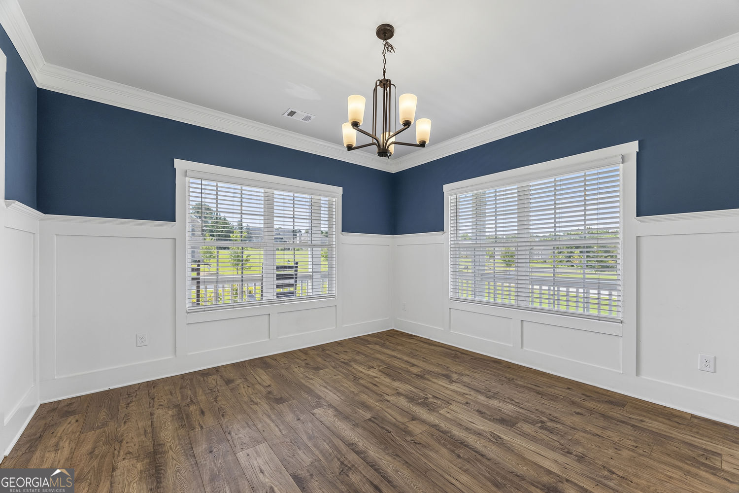 2504 Creekside Crossing Property Photo 14
