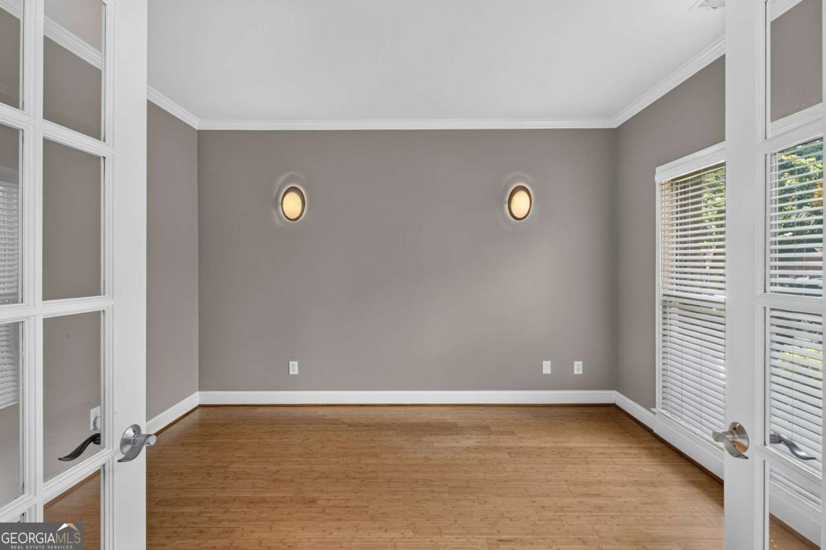 6010 Georgetown Park Drive Property Photo 5