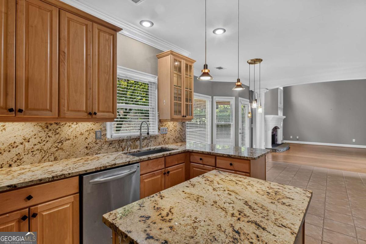 6010 Georgetown Park Drive Property Photo 11