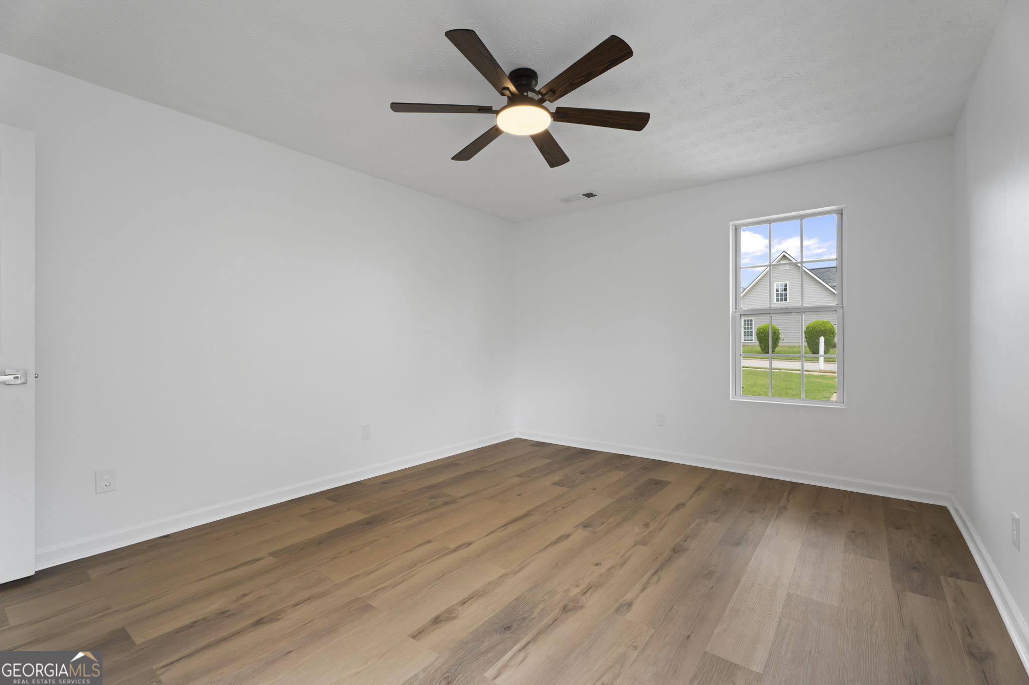 1470 Lafayette Square Property Photo 27