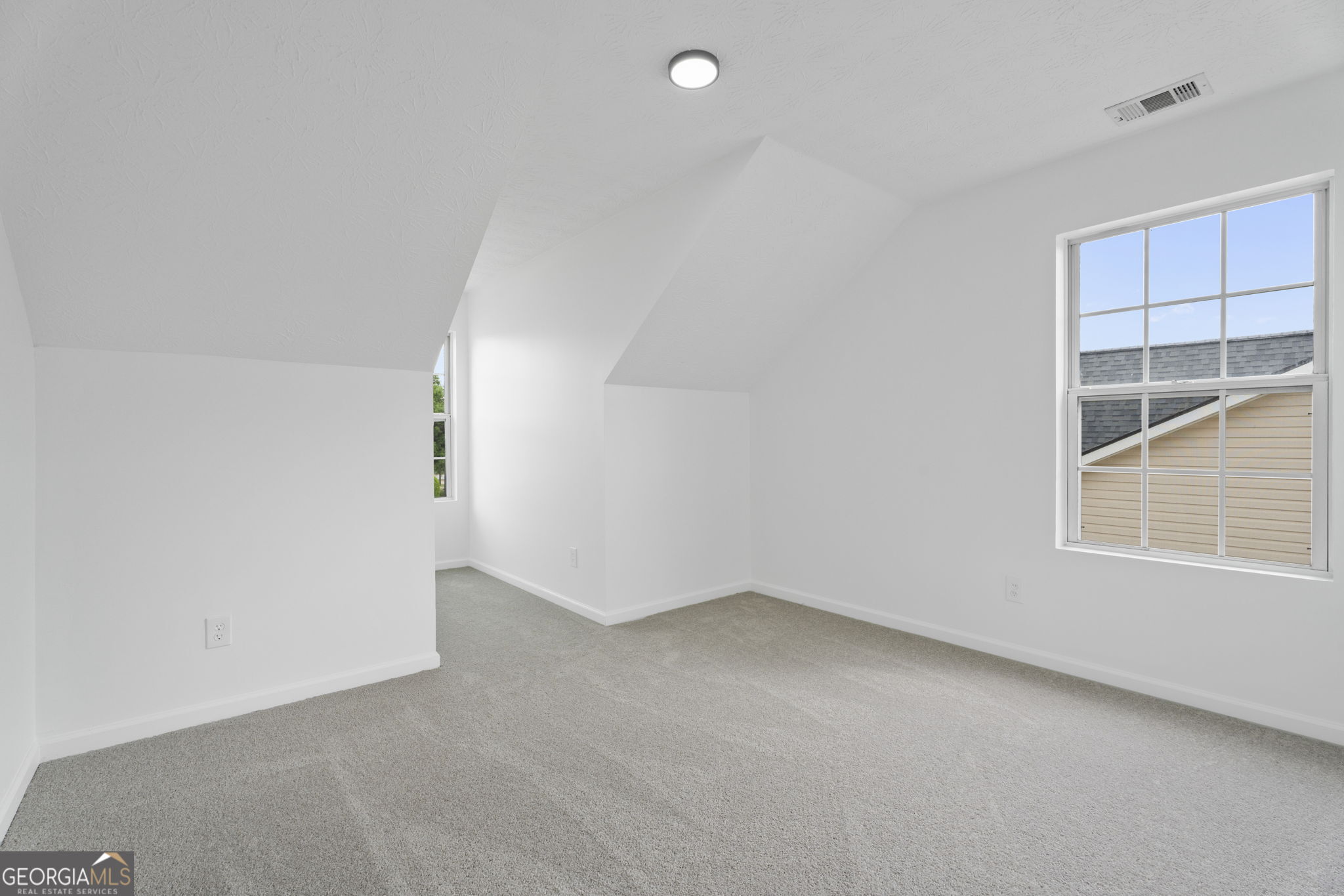 1470 Lafayette Square Property Photo 37