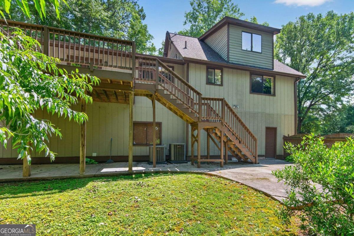 9640 Pine Thicket Way Property Photo 25