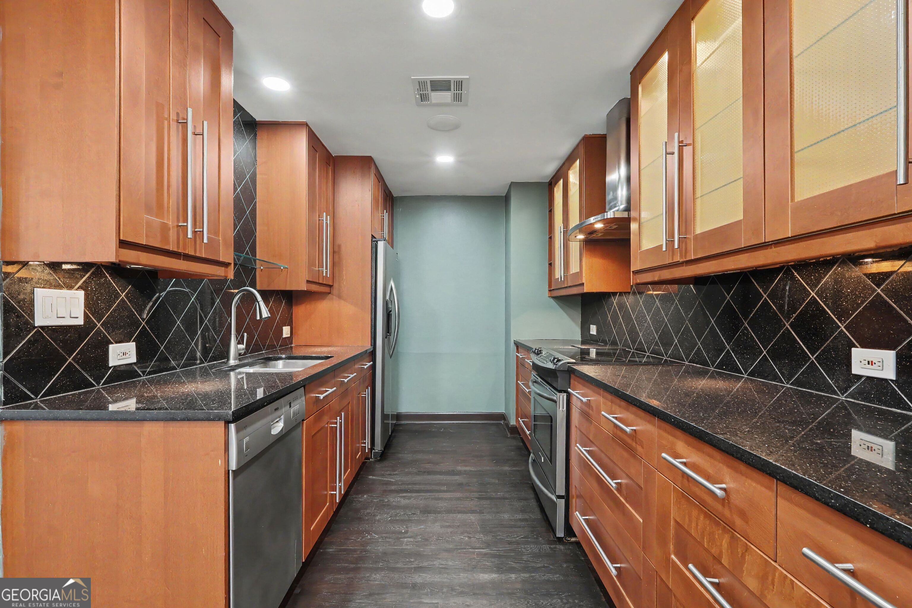 145 15th Street Ne # 208 Property Photo 8