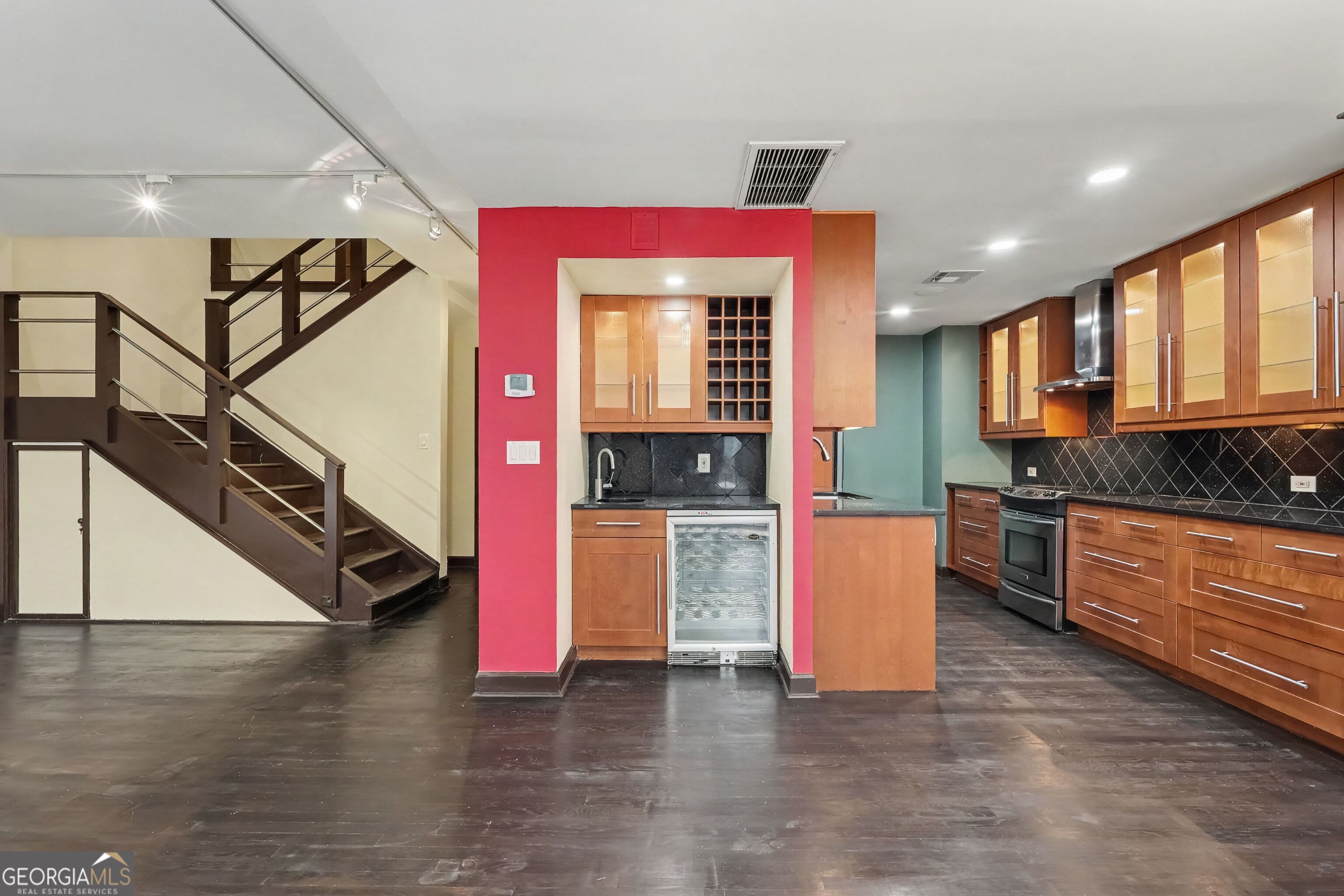 145 15th Street Ne # 208 Property Photo 11