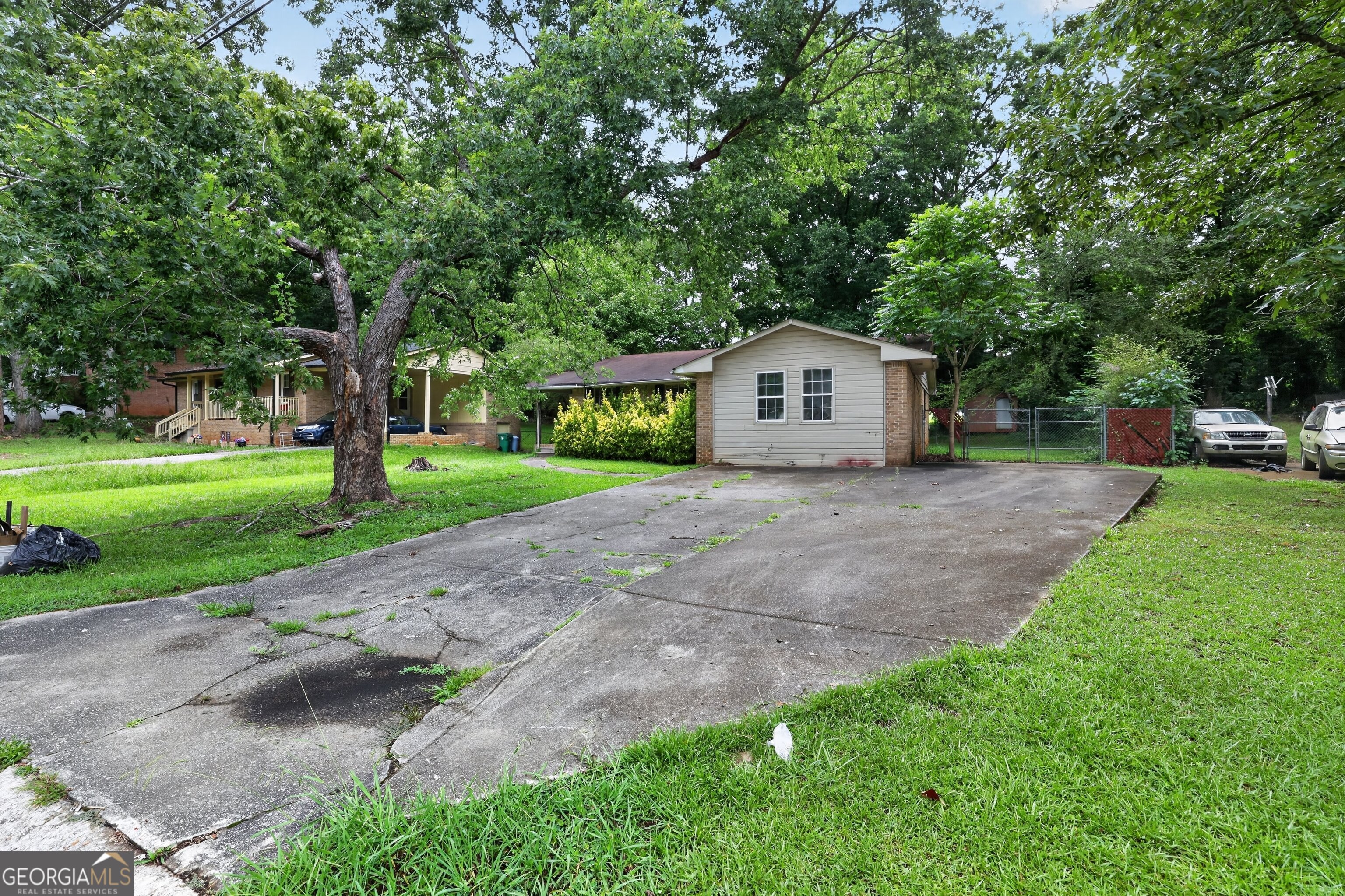 3013 Orbit Circle Property Photo 3