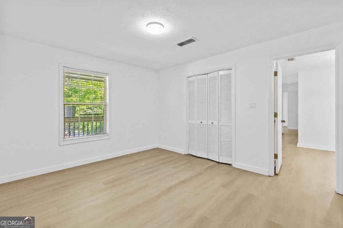 204 Berkeley Woods Drive Property Photo 21